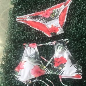 Gorgeous  Bikini Top an Bottom
